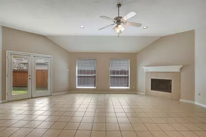 11843 Belle Court, Pinehurst, TX 77362 - Photo 9