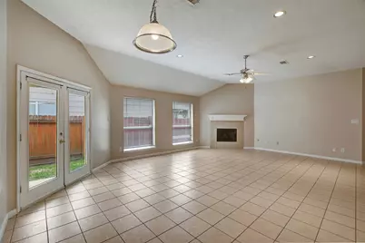 11843 Belle Court, Pinehurst, TX 77362 - Photo 17