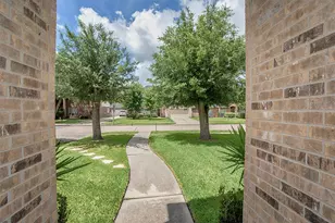 2213 Jernigan Ford, Dickinson, TX 77539 - Photo 3