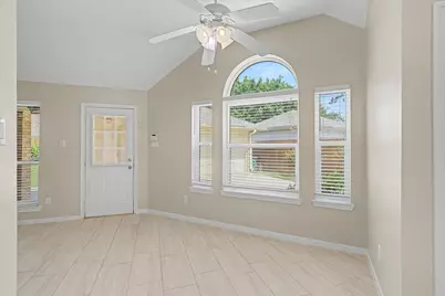 21702 Cayman Point Drive, Katy, TX 77450 - Photo 17