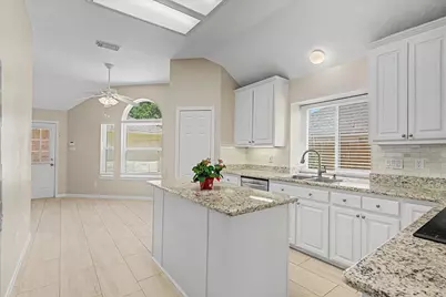 21702 Cayman Point Drive, Katy, TX 77450 - Photo 19