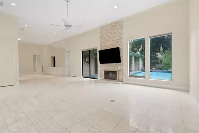 12059 S Circle Drive, Houston, TX 77071 - Photo 7