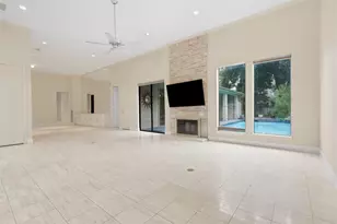 12059 S Circle Dr, Houston, TX 77071 - Photo 7