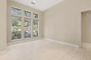 12059 S Circle Dr, Houston, TX 77071 - Photo 5