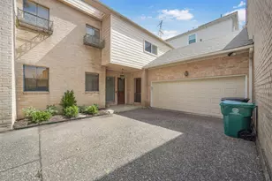 2423 Nantucket Dr, Houston, TX 77057 - Photo 1