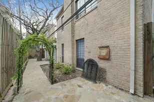 2423 Nantucket Dr, Houston, TX 77057 - Photo 31