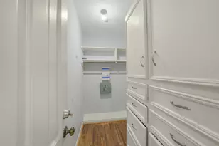 2423 Nantucket Dr, Houston, TX 77057 - Photo 19