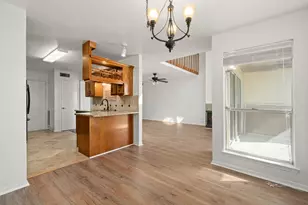 15916 Seahorse Dr, Houston, TX 77062 - Photo 13