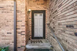 15916 Seahorse Dr, Houston, TX 77062 - Photo 5