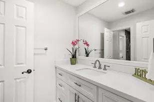 4215 Olive Oak Ct, Houston, TX 77059 - Photo 33