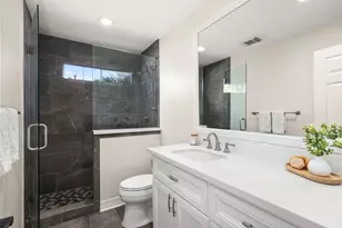 4215 Olive Oak Ct, Houston, TX 77059 - Photo 39