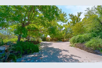 104 Braeburn Circle, Kerrville, TX 78028 - Photo 5