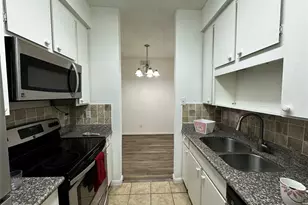 10047 Westpark Dr, Houston, TX 77042 - Photo 9