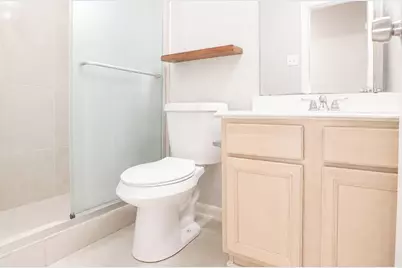 8515 Westknoll Lane, Houston, TX 77072 - Photo 19