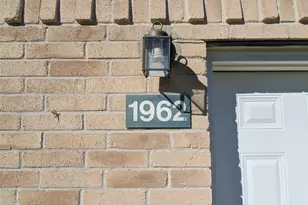 1962 Upland Dr, Houston, TX 77043 - Photo 3