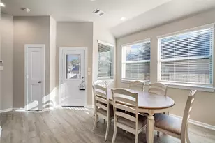 389 Andes Dr, Montgomery, TX 77316 - Photo 9