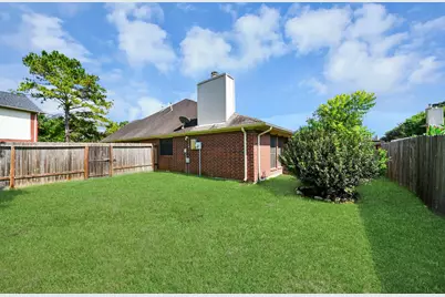 8322 Adler Lake Drive, Houston, TX 77083 - Photo 39