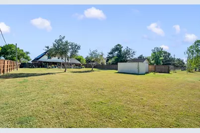 928 Oleander Street, Lake Jackson, TX 77566 - Photo 45
