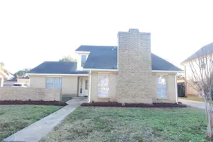 2810 Arrowhead Dr, Sugar Land, TX 77479 - Photo 1