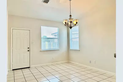 1918 Riane Lane, Houston, TX 77049 - Photo 5