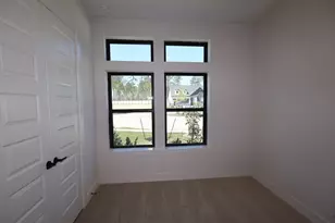 18607 Rumba Ct, Conroe, TX 77302 - Photo 11