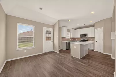 5431 Rio Drive, Baytown, TX 77521 - Photo 11