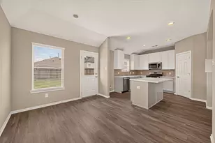 5431 Rio Dr, Baytown, TX 77521 - Photo 11