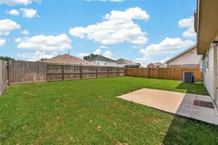 5431 Rio Dr, Baytown, TX 77521 - Photo 31