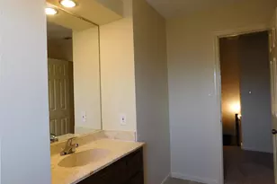 4 Kingsley Ct, Conroe, TX 77304 - Photo 15