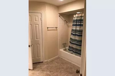 4 Kingsley Court, Conroe, TX 77304 - Photo 11