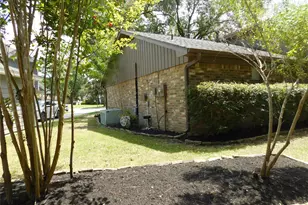 4 Kingsley Ct, Conroe, TX 77304 - Photo 21