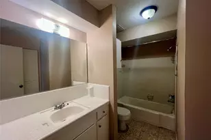 7714 Renwick Dr, Houston, TX 77081 - Photo 9