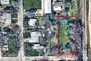 1208 Austin St, Bastrop, TX 78602 - Photo 1