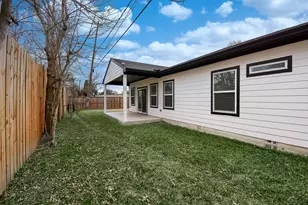 2139 Counter Point Dr, Houston, TX 77055 - Photo 41