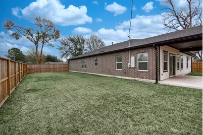 2139 Counter Point Drive, Houston, TX 77055 - Photo 39