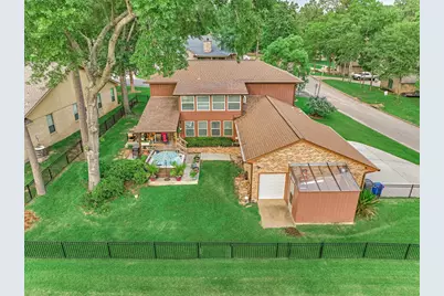 660 Hillcrest Drive, Huntsville, TX 77340 - Photo 5