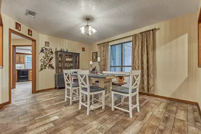 660 Hillcrest Drive, Huntsville, TX 77340 - Photo 13