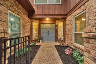 660 Hillcrest Dr, Huntsville, TX 77340 - Photo 9