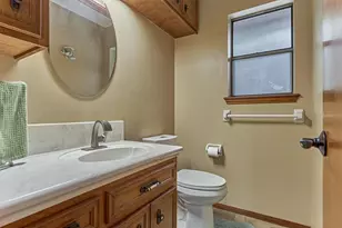 660 Hillcrest Dr, Huntsville, TX 77340 - Photo 21