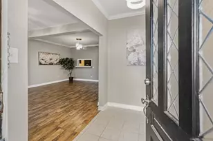 1349 Mardi Ln, Houston, TX 77055 - Photo 5