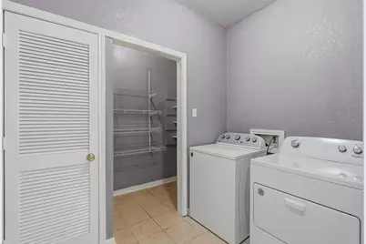 1349 Mardi Lane, Houston, TX 77055 - Photo 11