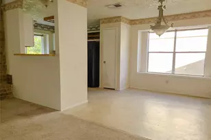 24127 Spring Towne Dr, Spring, TX 77373 - Photo 5