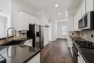 5208 Blossom Street #5, Houston, TX 77007 - Photo 19