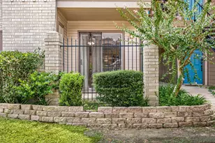 2121 Hepburn St, Houston, TX 77054 - Photo 5