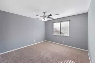 2304 Colleen Dr, Pearland, TX 77581 - Photo 11