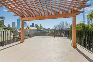 1919 Lubbock St, Houston, TX 77007 - Photo 3