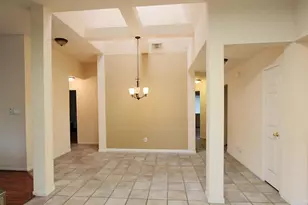 523 High Meadows Dr, Sugar Land, TX 77479 - Photo 7