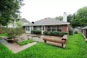 523 High Meadows Dr, Sugar Land, TX 77479 - Photo 17