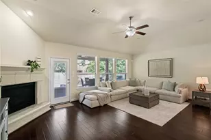 26 Whispering Thicket Pl, Tomball, TX 77375 - Photo 5
