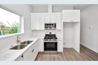 8114 Double Ave #B, Houston, TX 77088 - Photo 7
